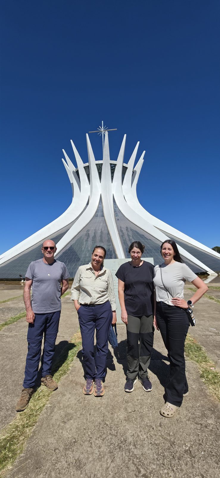 Clientes da Chama o Zé na Catedral de Brasília